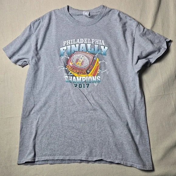 2017 Philadelphia Finally Champions T Shirt Size XL NFL Football Grey Eagles - Picture 1 of 10